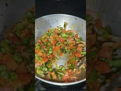 leftover Rice Recipe 🍚| बचे हुए चावल से बनाए मजेदार डीश |  Mix veggies Rice |#shorts #youtubevideo