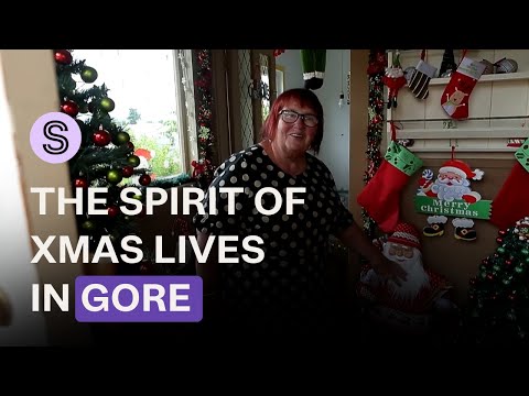 Is this the house with the most Christmas spirit? | Stuff.co.nz