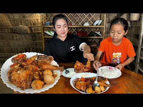 Smart girl Pich cook yummy braised chicken - Pich has learned how to cook from Mommy Sreypov