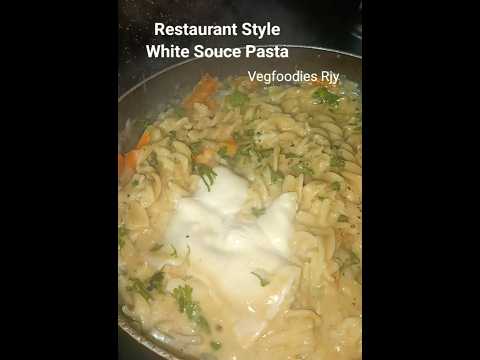 #restaurant pepper white sauce pasta 🍝🍝🍝#spicy Creamy pasta 🤤🤤🤤@VegfoodiesJ