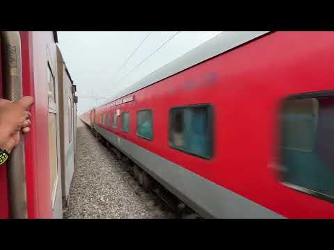 Train Crossing | Jharkhand sampark Kranti Crossing Subedarganj Udhampur Express