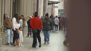 Inflation hitting higher, lower-income Americans differently this holiday season