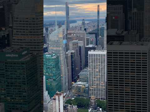 Stunning Sunset view of Manhattan, New York from the Empire State Building!#empirestatebuilding #nyc