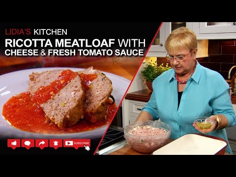 Ricotta Meatloaf with Cheese & Fresh Tomato Sauce