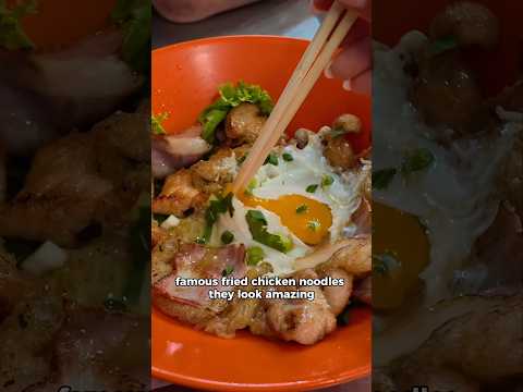 Fried Chicken Noodles Bangkok 🤤🇹🇭