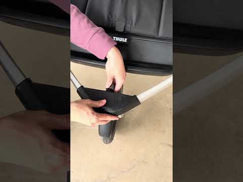 How to lock the front wheel on the Thule Urban Glide 2 #stroller #thule #joggingstroller