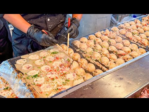 japanese street food - octopus balls takoyaki たこ焼き