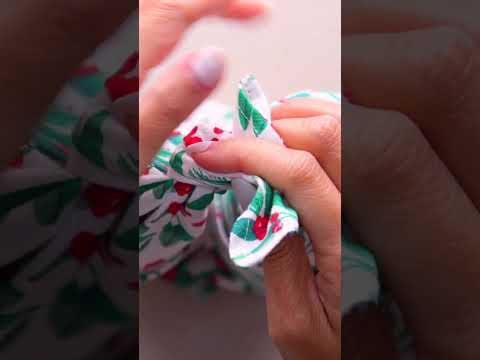 Gift bottles in style with this simple scarf technique!