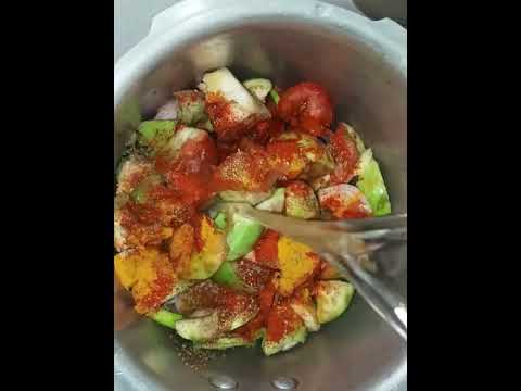 Andhra style vankaya chintha chiguru pullakura recipe #food #viralvideo