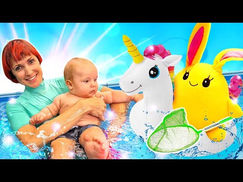 Mommy and Baby Help Toy Unicorn Clean Up the Pool | Fun Activities for Kids & Toys