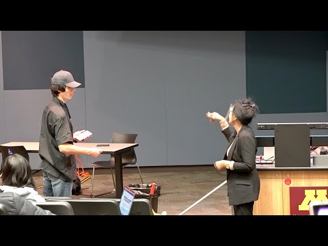 ANNOYING JANITOR IN LECTURE PRANK