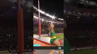 Nina Kennedy pole vaulting her way to gold 🤩 #athletics #sports #polevault #australia