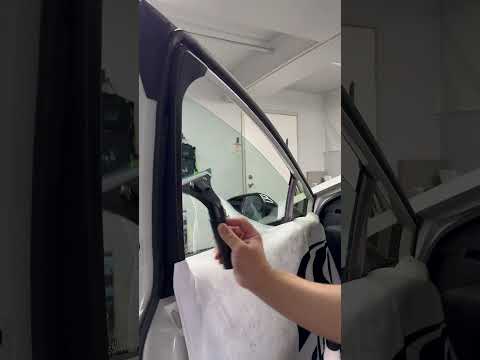 Tinting a brand new Toyota Prius 🔥