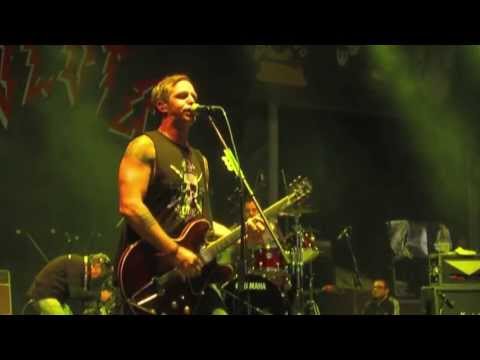 Molotov - Blame Me (En Vivo)