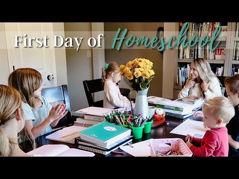 OUR FIRST DAY OF HOMESCHOOL DAY IN THE LIFE 🍎 // Large Family Homeschooling // 2022