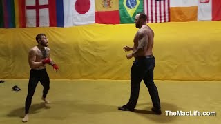 Conor McGregor vs The Mountain (Game of Thrones)