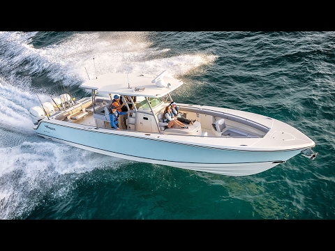 MAKO Boats: 414 CC Bluewater Family Edition