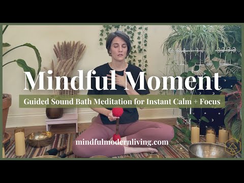 Mindful Moment #19 | Sound Bath Meditation | Odyssey