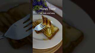 #sweettoast #easybreakfast #honeytoast #cinnamontoast #simplerecipes #breakfastideas