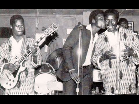 Thione Seck avec L'Orchestra Baobab - Mouhamadou Bamba (Live Senegal TV 1980)