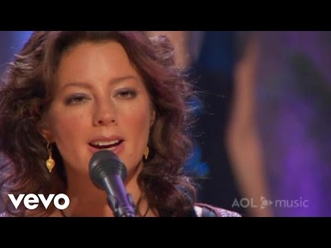 Sarah McLachlan - Building A Mystery (AOL Music Sessions/aolmusic.com)