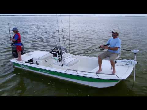 MAKO Boats: Pro Skiff 16 CC Inshore Fishing Boat