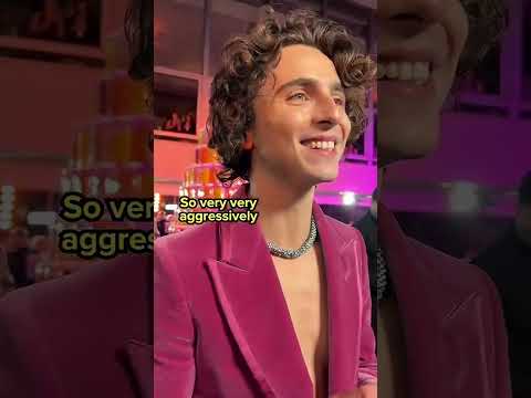 Timothée Chalamet's adorable reaction to a tiny microphone 🎤 #shorts