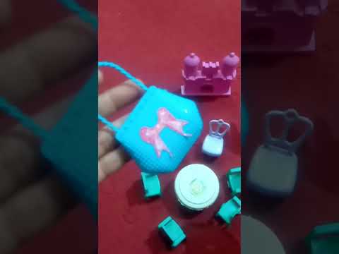 Unboxing mini plastic dol hand bag.#Miniatures#minihandbag#Dollhandbag#Food