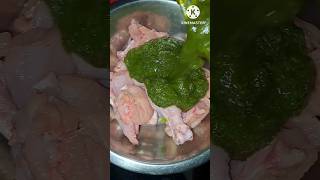 Green Chicken Recipe🍗||Green chicken fry #youtubeshorts #greenchickenrecipe #trending #shorts