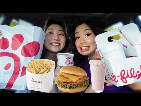 I tried the popular American fast food Chick-fil-A!