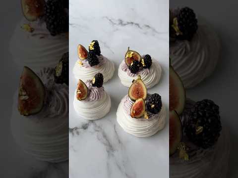 Fig & Berry Mini Pavlova