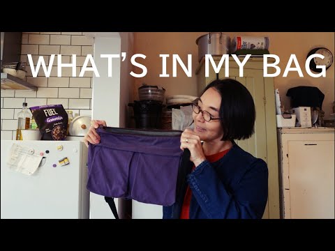 Easter Holidays Vlog : What's in my bag