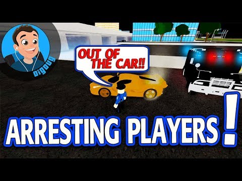 Arresting Players in Roblox Vehicle Simulator New Swat Van Update!