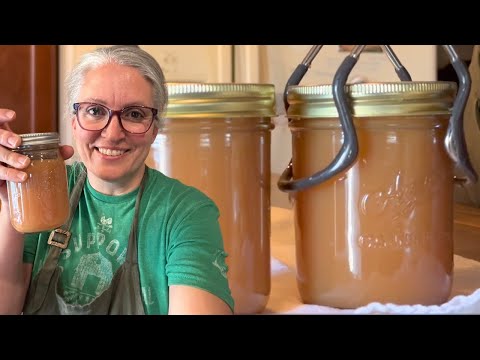 NO PEEL Stovetop Applesauce + Life Update