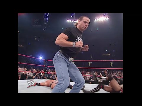 Sweet Chin Music by HBK - RAW 04 November 2002