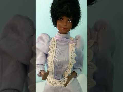 IDENTIFY this Vintage BARBIE doll - Can you give me the Name & Age? 💖