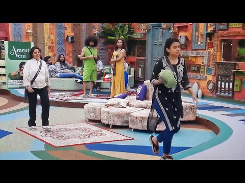 റെസ്മിനെ കണ്ട് ജാസ്മിൻ ചെയ്തത്!!!😯😯 Bigg Boss Malayalam season 6 live #bbms6promo #bbms6 Jasmine