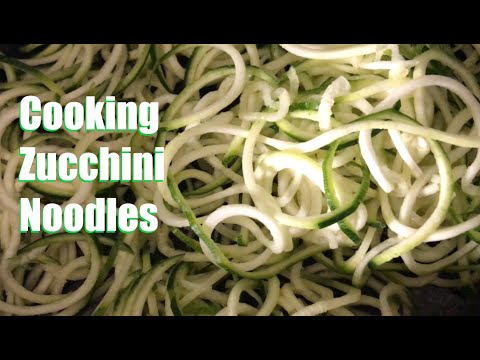 How to Make Zucchini Noodles "Pasta"