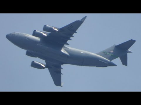 RARE USAF Boeing C-17A Globemaster III 10-0219 heading out of Moffett Field (RCH874)