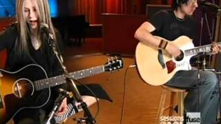 Avril Lavigne - Sk8er Boi [acoustic] live [Sessions @ AOL]  [April 12, 2004]  [HQ]