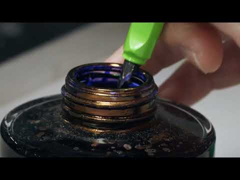 LAMY behind the scenes: Product assembling of LAMY safari fountain pens