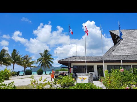 FLYING FROM BORA BORA TO MOOREA, FRENCH POLYNESIA