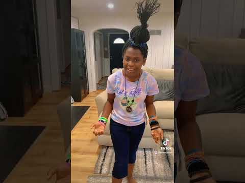 Singing killed my Grandma!#trolls #tiktok #funnyvideo #kidsvideo #sistersquad