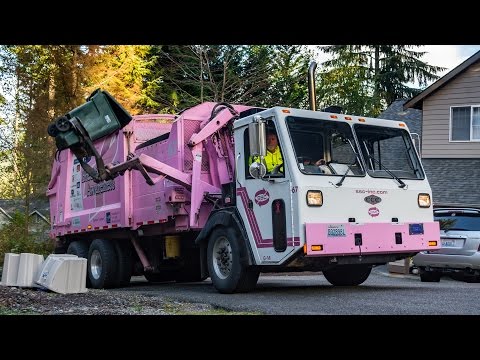 "The Pink Garbage Truck" CCC LET2 - Heil DuraPack 7000