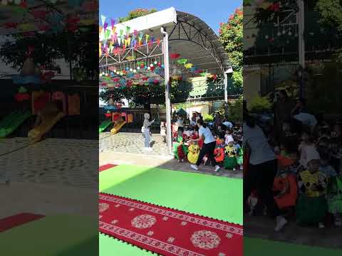 Kids Halloween fashion show #vietnamesecommunity #teachingenglishinvietnam