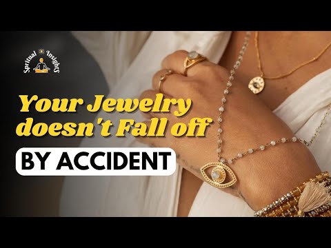 Spiritual Meaning of Jewelry Falling Off – 6 Messages You are Receiving