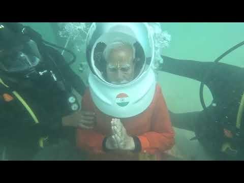 #modiji,A special darshan of #dwarka #underwater 💐🙏