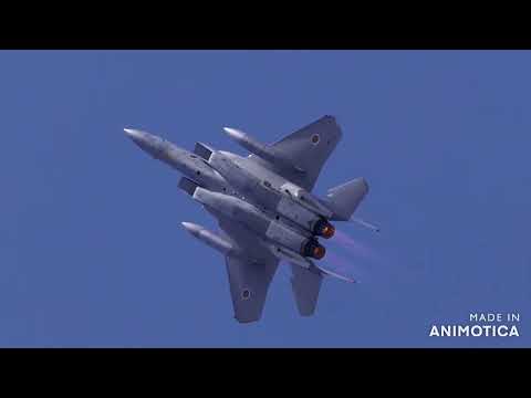 岐阜基地正面の運動公園から見た ハイレートクライム2連続で離陸する戦闘機　 5月度   3回目の機動飛行訓練   　F2#502　F15　2024.05.17