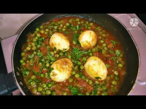 Egg curry with green peas..!very good taste with chapathi