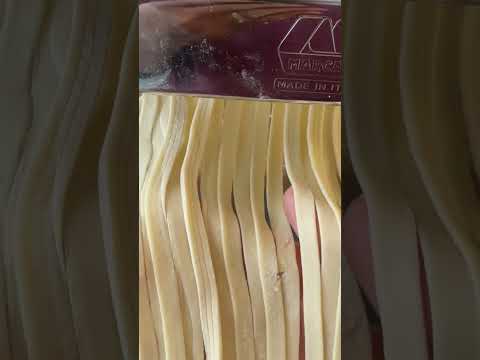 Making fresh pasta #fypyoutube #food #shortvideo #pasta #cooking #pastalover a